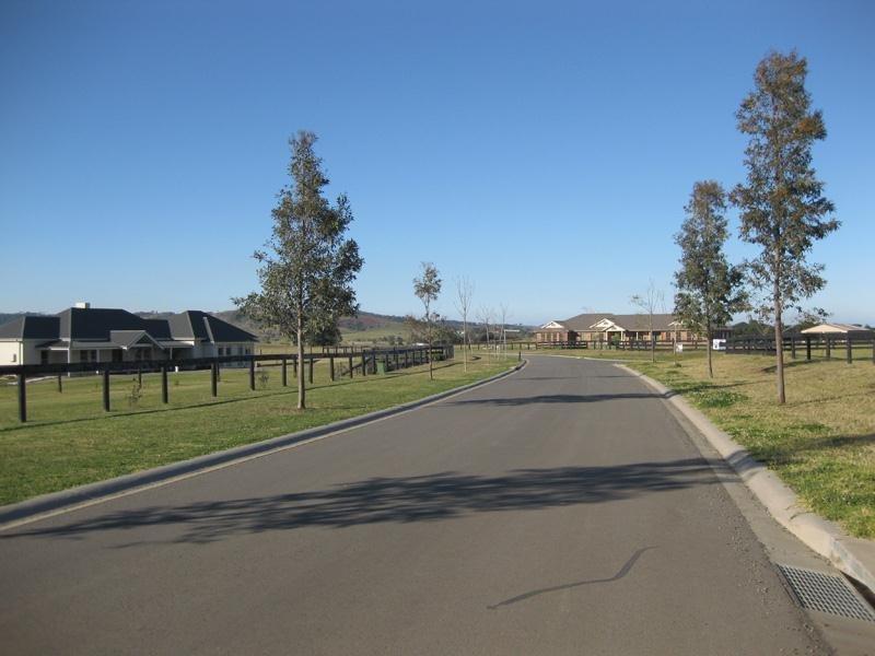 39 Sandstone Drive, Anambah, NSW 2320