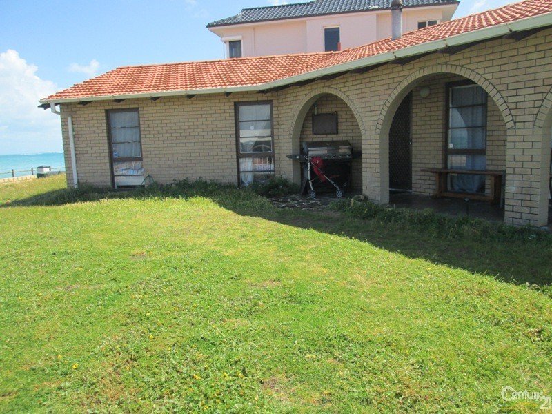 120 Ocean Drive, Quinns Rocks, WA 6030