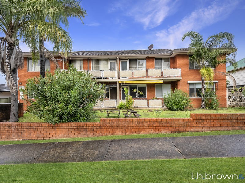 Unit 4/18 Phillip St, Roselands, NSW 2196 Property Details