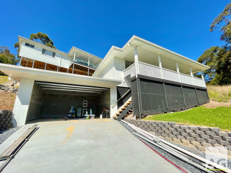 12 St Andrews Court, Tallwoods Village, NSW 2430