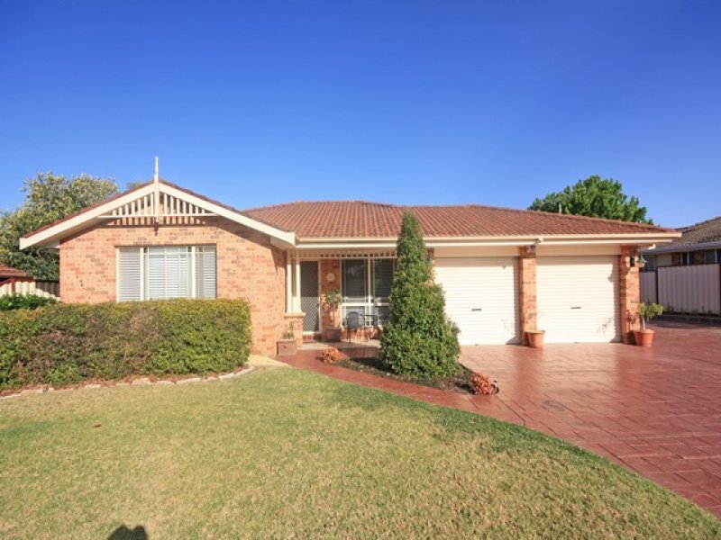 26 Sebastian Avenue, Rosemeadow, NSW 2560