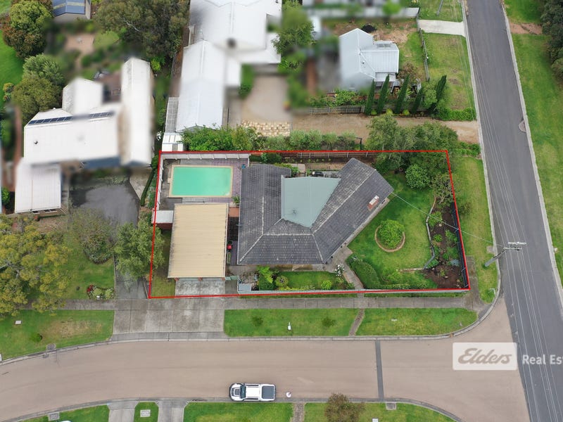 10 Riley Street, Bairnsdale, Vic 3875 Property Details