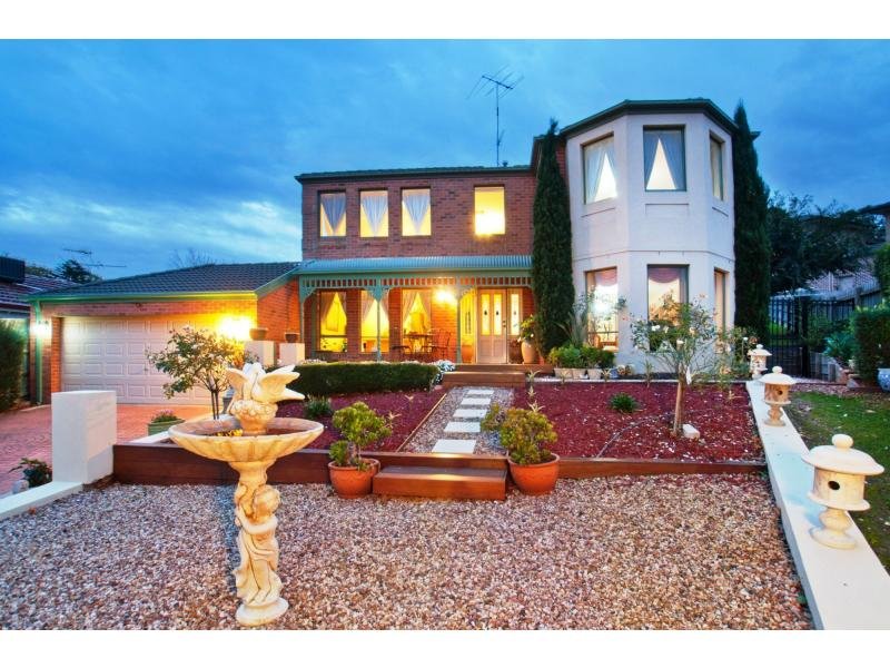 11 Gavinton Place, Berwick, Vic 3806 Property Details