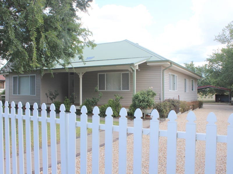 17D Kelly Street, Scone, NSW 2337