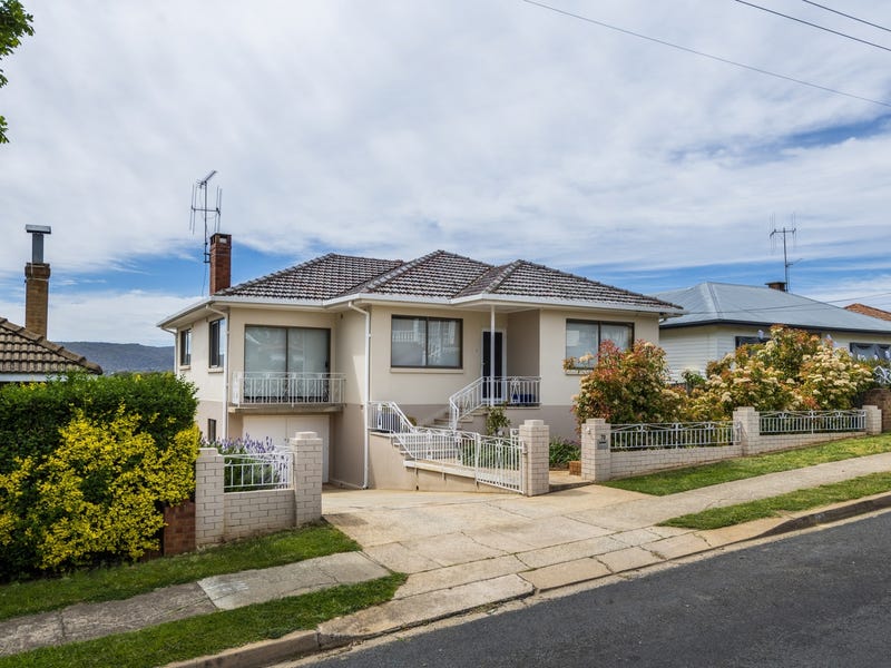 70 Ross Road, Queanbeyan, NSW 2620 Property Details