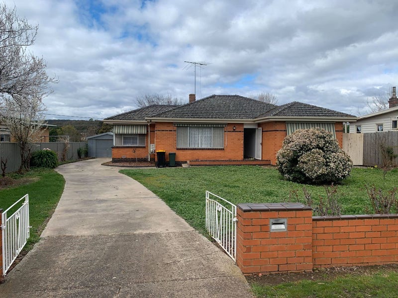 76 Powlett Street, Kilmore, VIC 3764