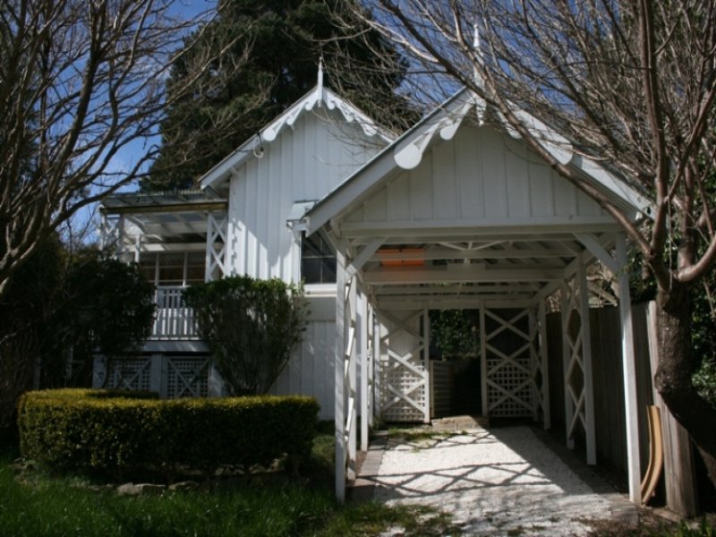 20 Holly Street, Bowral, NSW 2576 Property Details