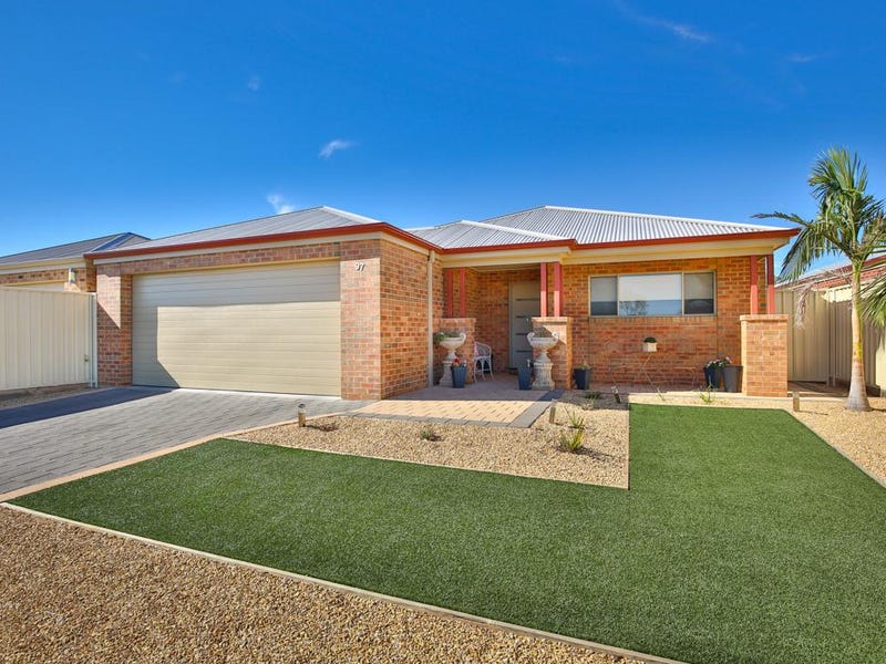 97 Panorama Drive, Mildura, Vic 3500 Property Details