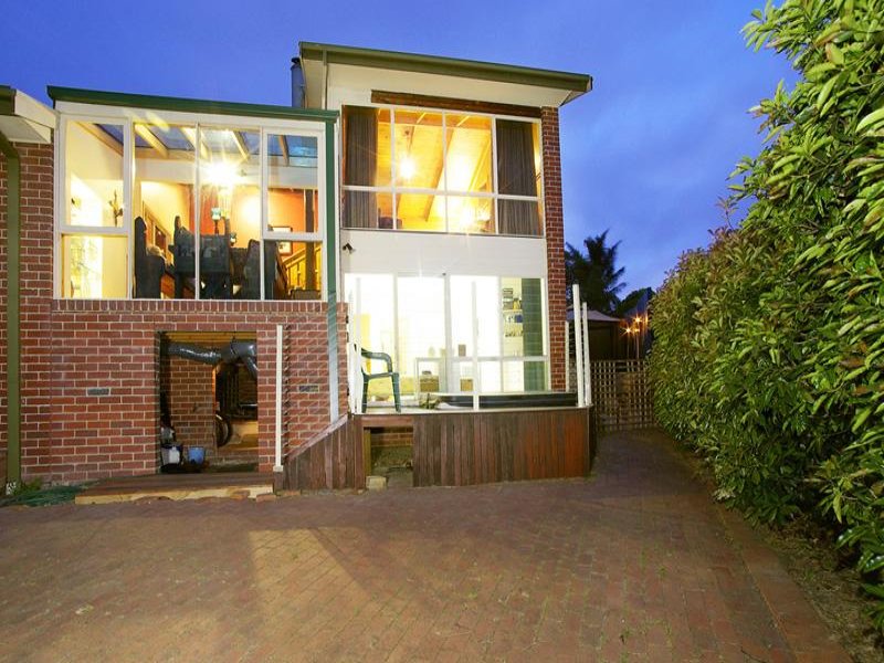 7 Friesian Court, Belmont, Vic 3216 Property Details