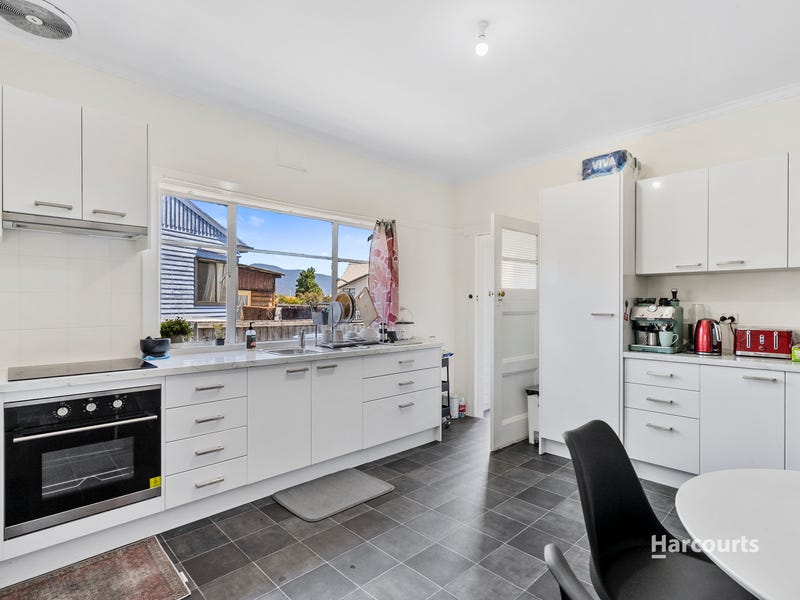 11 Somerton Cres, Derwent Park, TAS 7009