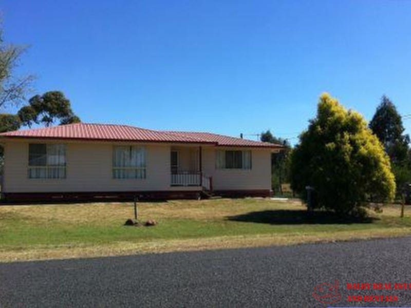 7274 Mahon Street, Dalby, QLD 4405