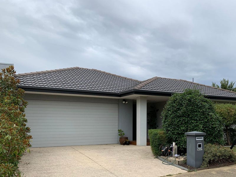 195 Sandhurst Boulevard, Sandhurst, Vic 3977 Property Details