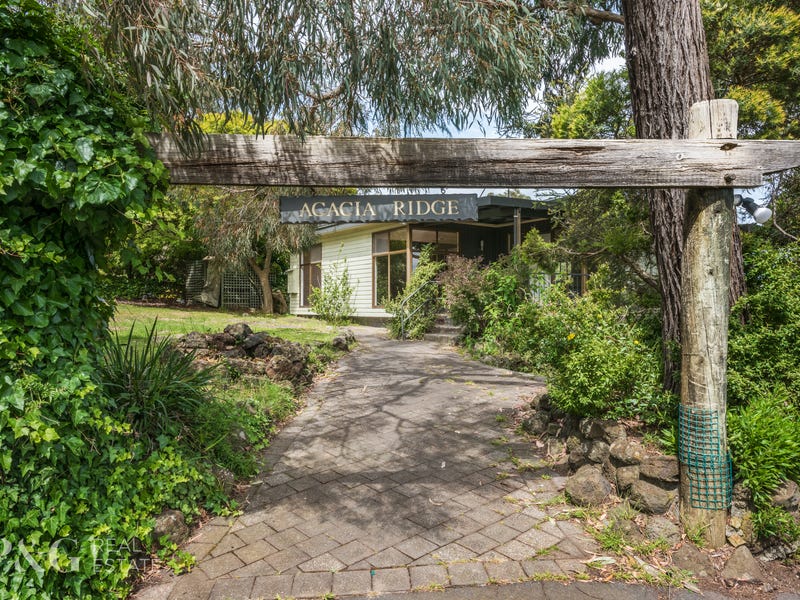 17 Mcbride Road, Beaconsfield Upper, VIC 3808