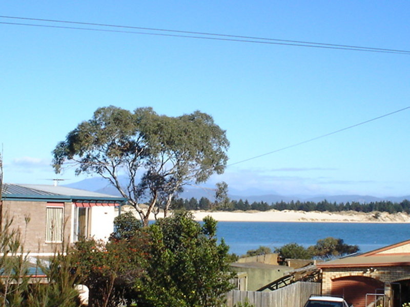 8 Richards Avenue, Dodges Ferry, TAS 7173