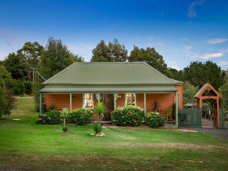 14 Victoria Street, Blackwood, Vic 3458 Property Details