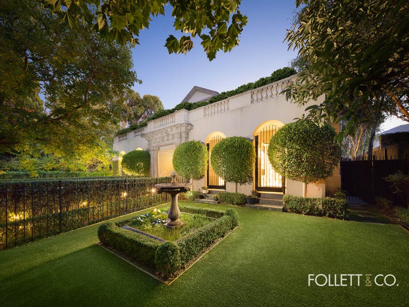 1/1 Chatsworth Avenue, Brighton, Vic 3186 Property Details