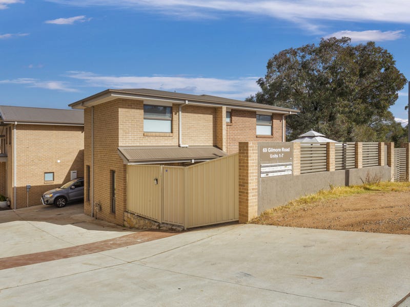 1/69 Gilmore Road, Queanbeyan West, NSW 2620