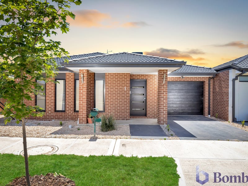 1 Bisham Street, Mickleham, Vic 3064 Property Details