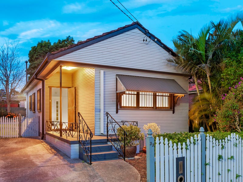 33 Wentworth Street, Tempe, NSW 2044 Property Details