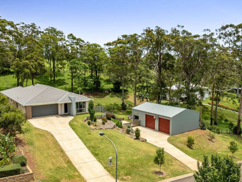 9 Guido Avenue, Blue Mountain Heights, QLD 4350