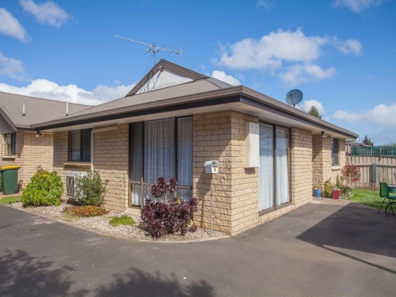2/100 Main Street, Huonville, Tas 7109 Property Details