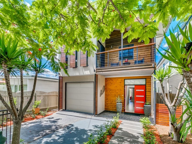 92 Moreton Avenue, Wynnum, QLD 4178