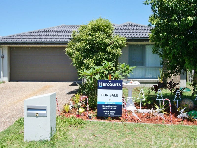 7 Lakeside Cres, Ningi, QLD 4511