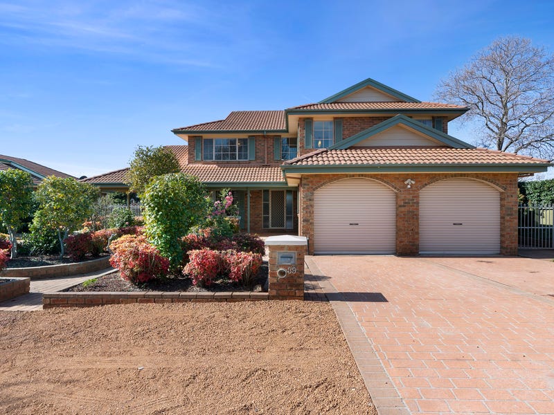 39 Tiptree Crescent, Palmerston, ACT 2913 Property Details