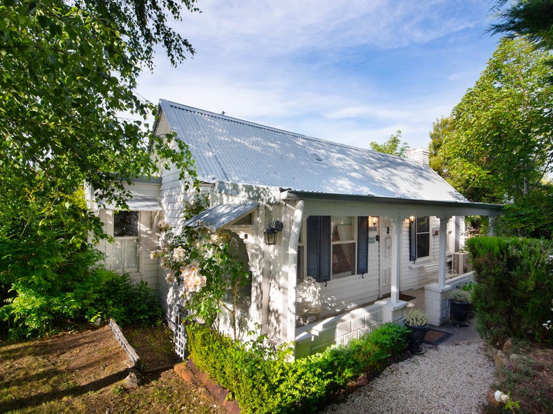 69 Albert Street, Daylesford, Vic 3460 House for Sale