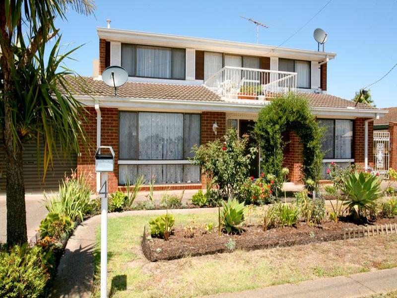 4 Grove Road, Marshall, VIC 3216