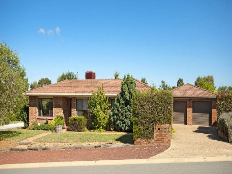 1 Barn Place, Palmerston, ACT 2913 Property Details