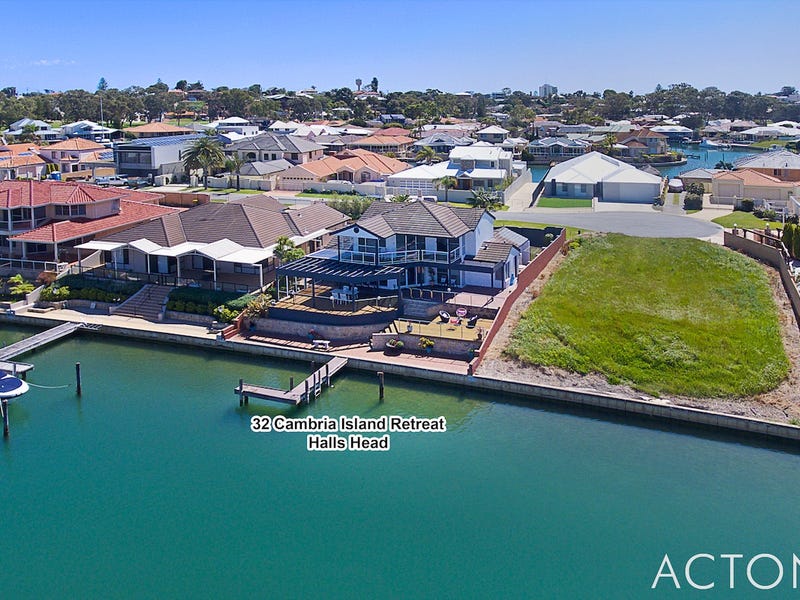 32 Cambria Island Rtt, Halls Head, WA 6210