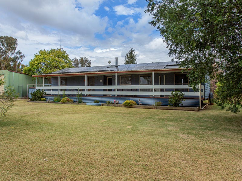 49 51 Belmore Street, Woodstock, NSW 2793 Property Details