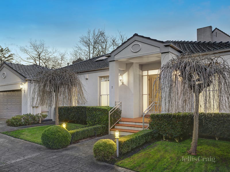 2/12 Balwyn Road, Canterbury, Vic 3126 Property Details