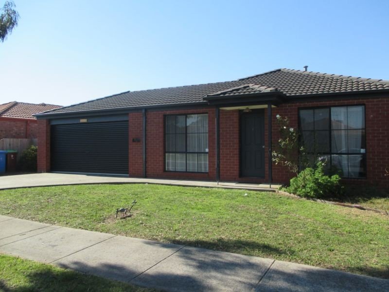 24 Grand Arch Way, Berwick, VIC 3806