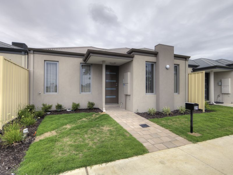 39 Lazuli Rise Wellard WA 6170 Realestate au