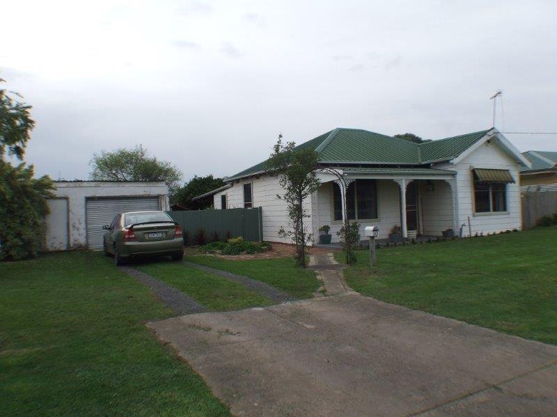 10 Carey Street, Heywood, Vic 3304 Property Details