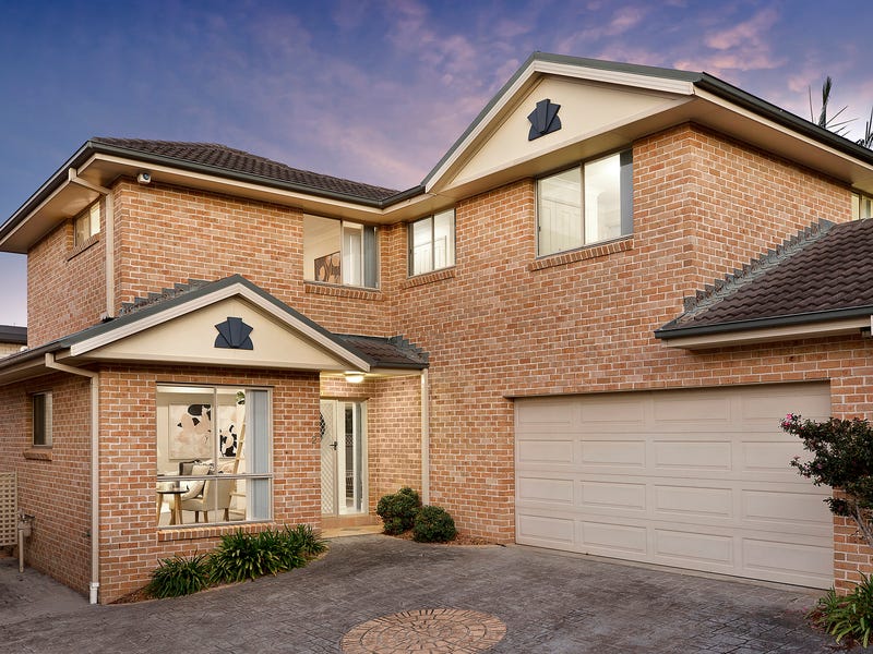 2/10 Henley Avenue, Terrigal, NSW 2260 Property Details