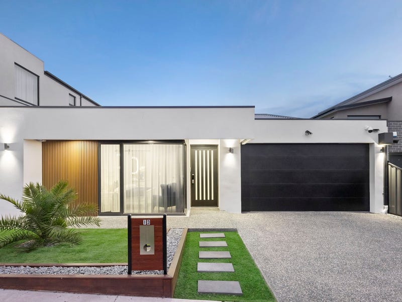 13 Lunar Drive, Greenvale, Vic 3059 Property Details