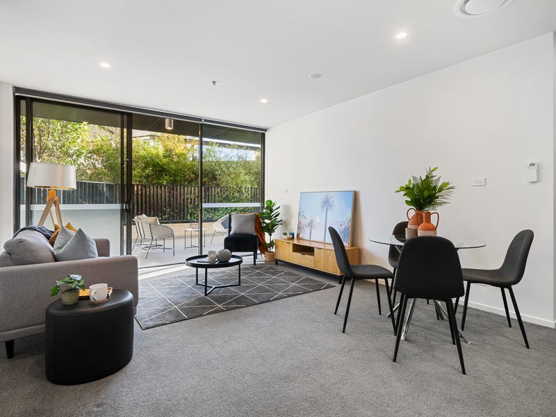 1/7 Irving Street, Phillip, ACT 2606 - Property Details