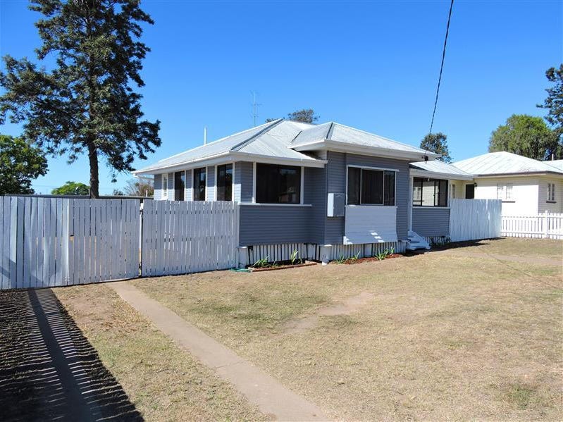 30 Wallace Street, Warwick, QLD 4370