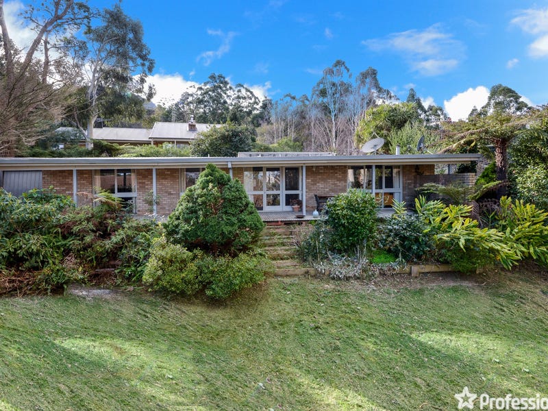 54 Surrey Road, Warburton, Vic 3799 Property Details