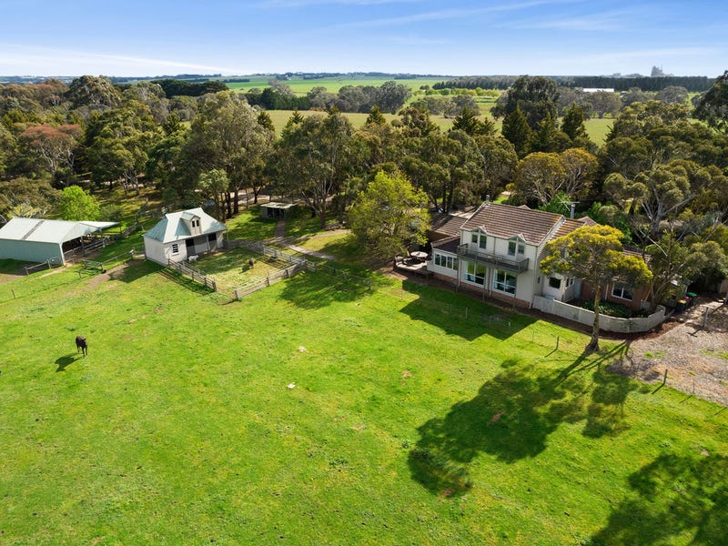 275 Bogans Lane, Freshwater Creek, VIC 3217