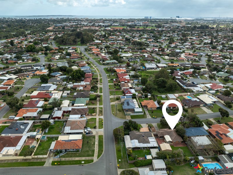 Real Estate & Property for Sale in Baldivis, WA 6171 (+1 location) Pg