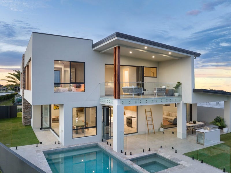 9 Lake Serenity Boulevard, Helensvale, Qld 4212 House for Sale