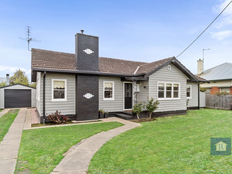 18 Marks Street, Colac, Vic 3250 - Property Details