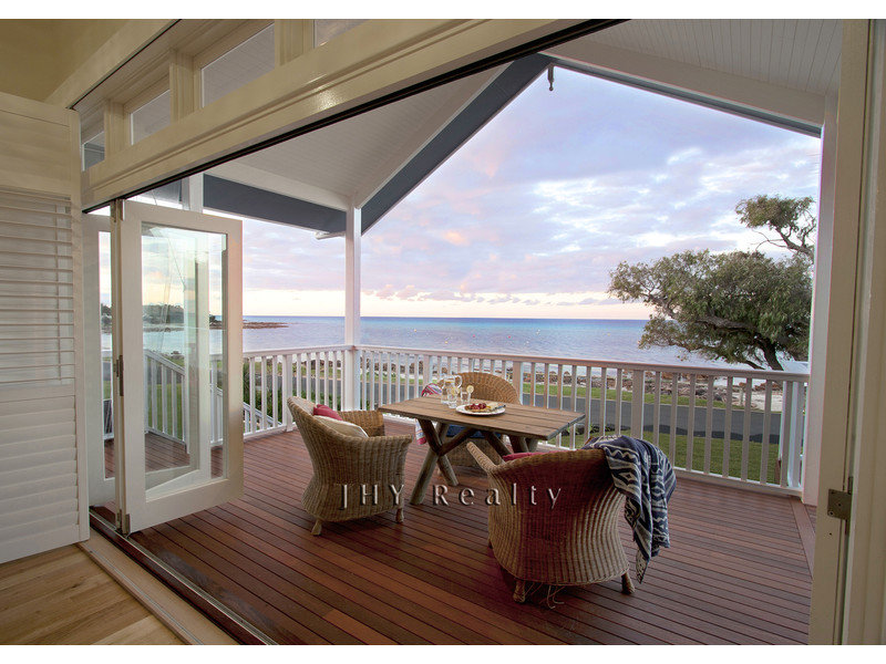 34 Bay View Crescent, Dunsborough, WA 6281 Property Details