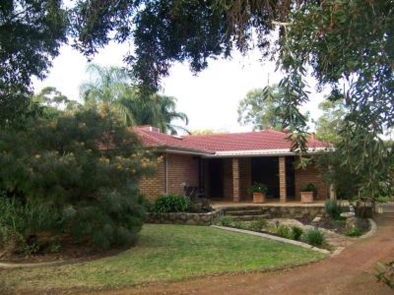 21 Maxwell Street, Serpentine, WA 6125