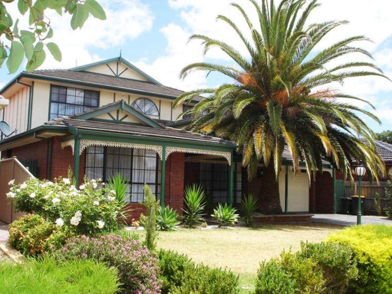 79 Chichester Drive, Taylors Lakes, VIC 3038