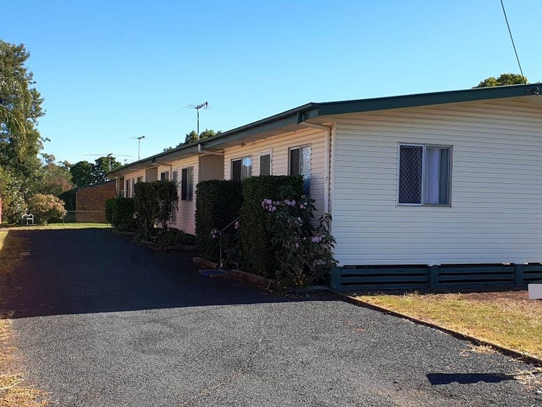 2/14 Wood Street, Dalby, QLD 4405